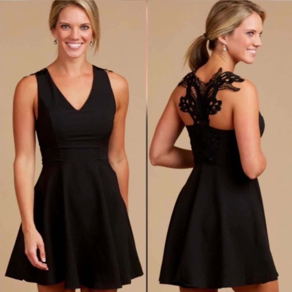 Elegant Black Lace Dress